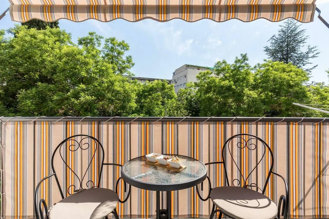 Apartments Cezar Split