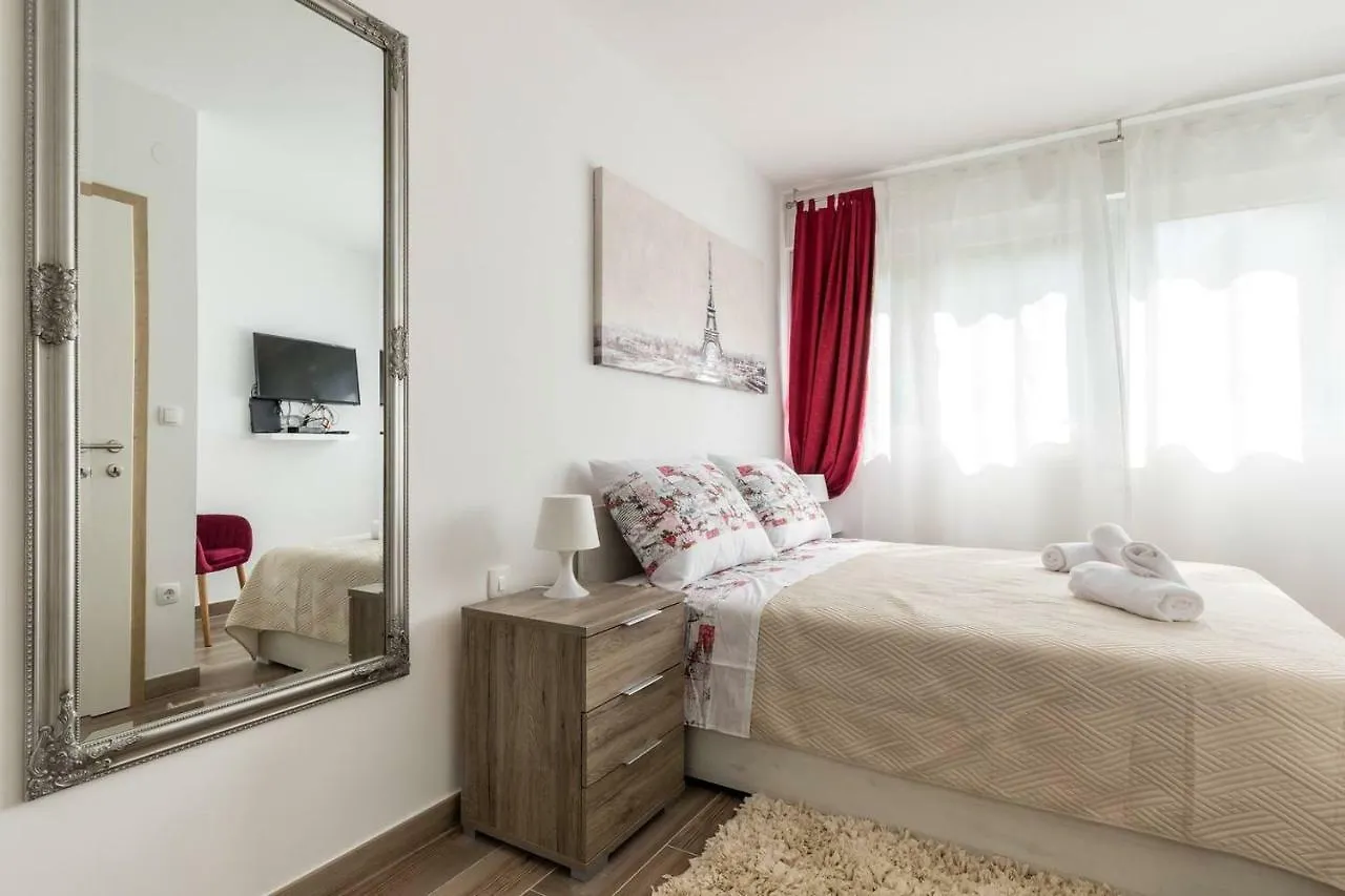Apartments Cezar Split